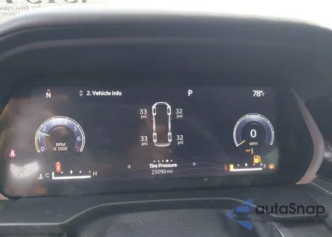 2023 Jeep Grand Cherokee L Overland 4X4 z USA, uszkodzony, nr VIN 1C4RJKDG7P8781313